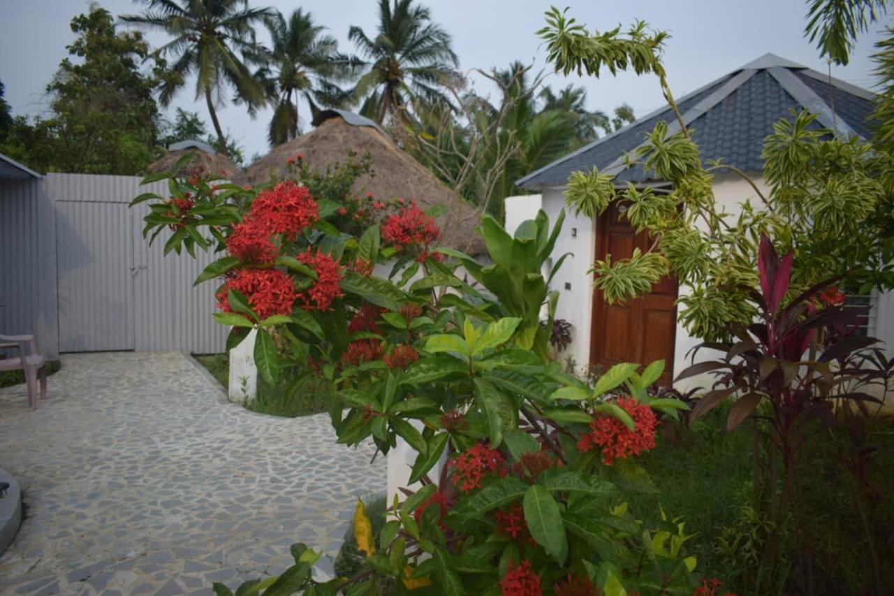 Le Epic Resort Virāmpattinam エクステリア 写真